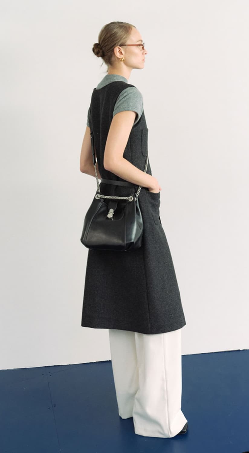 루에브르 삭드 솔티 버켓백 블랙 상품이미지3