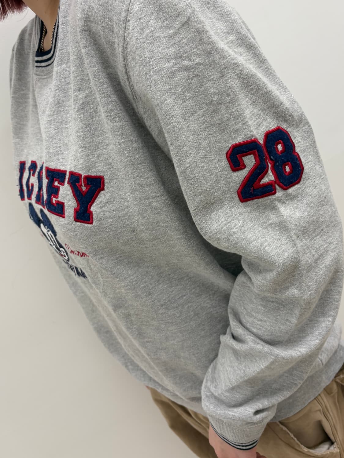 Disney미키 자수 맨투맨 상품이미지3