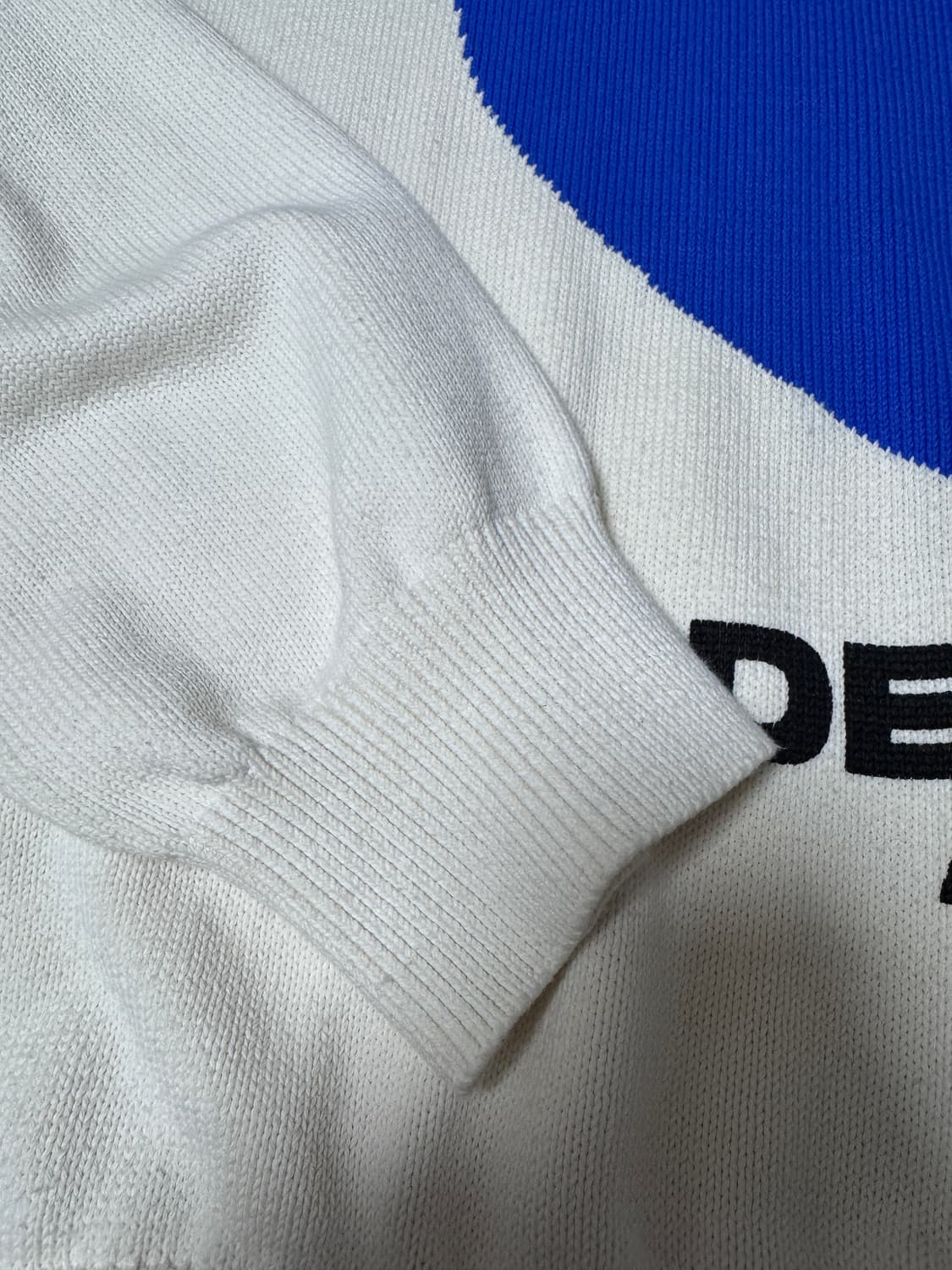 아더에러 트윈 하트 로고 니트 A1 상품이미지3