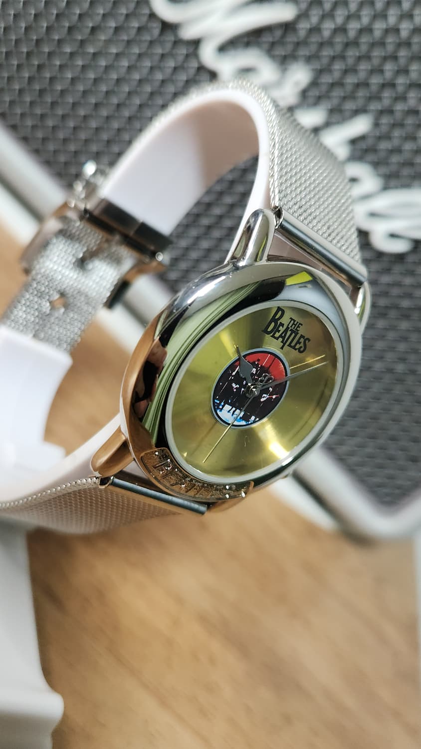 # THE BEATLES 비틀즈 애플 한정판 레어 손목시계 급처 상품이미지4