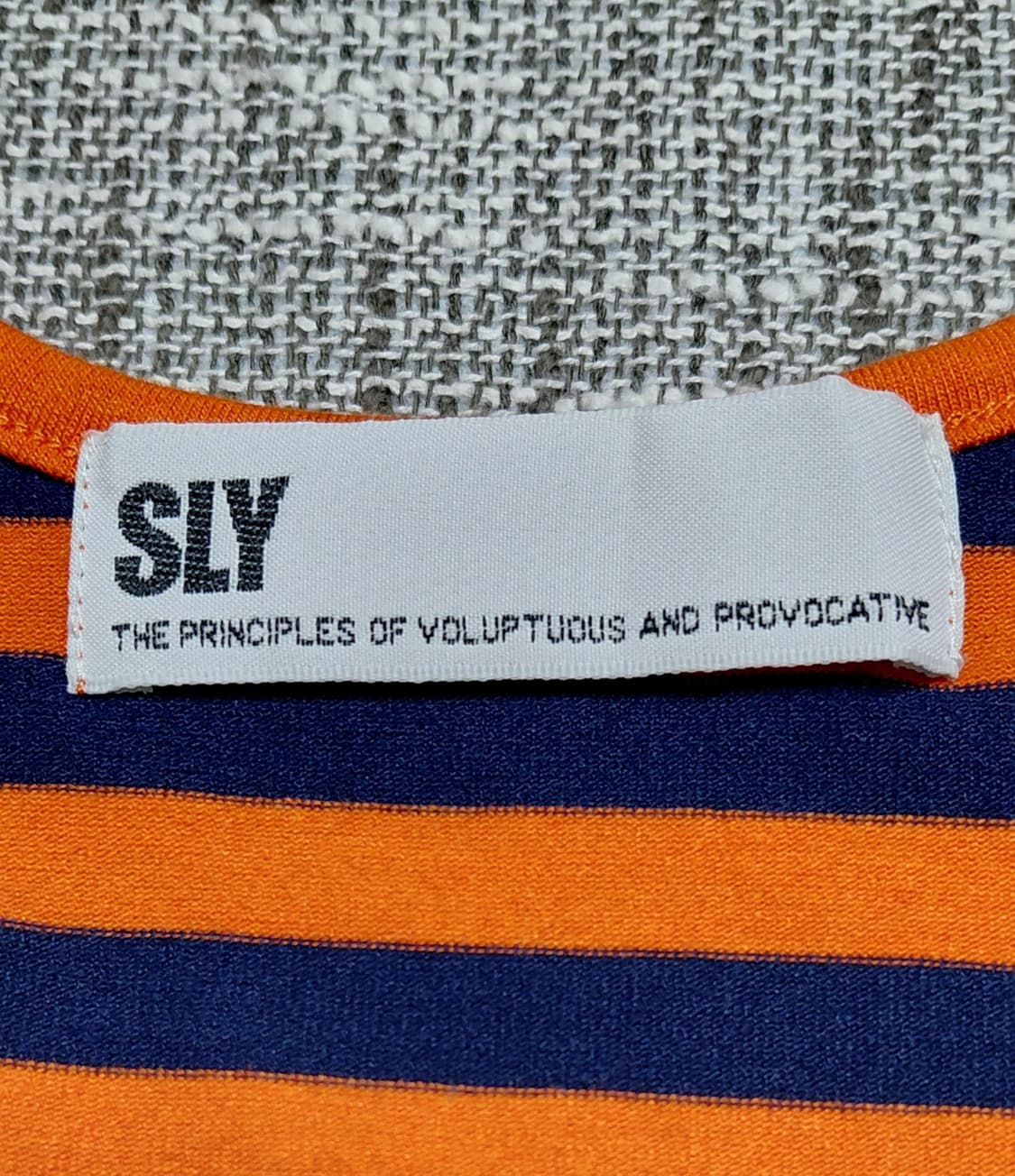 [FREE] SLY(슬라이) 오렌지 스트라이프 스포티 슬리브리스 상품이미지6