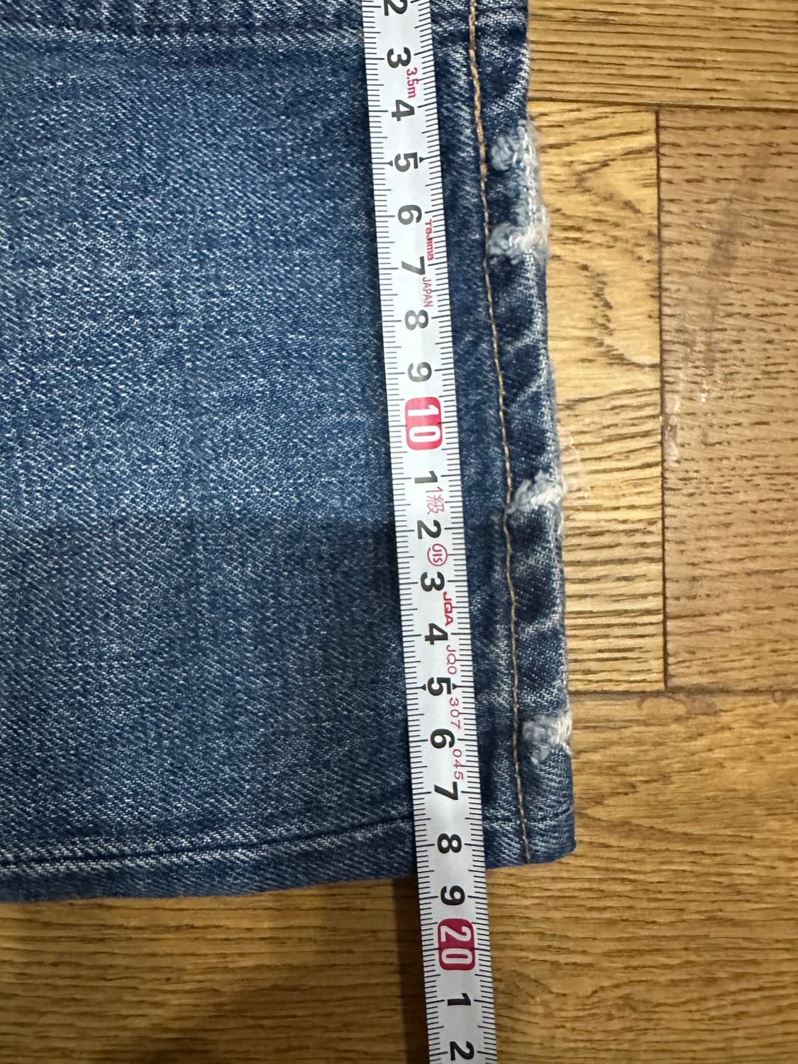 셀린느 Washed Working Skinny Jeans (indigo) 상품이미지9
