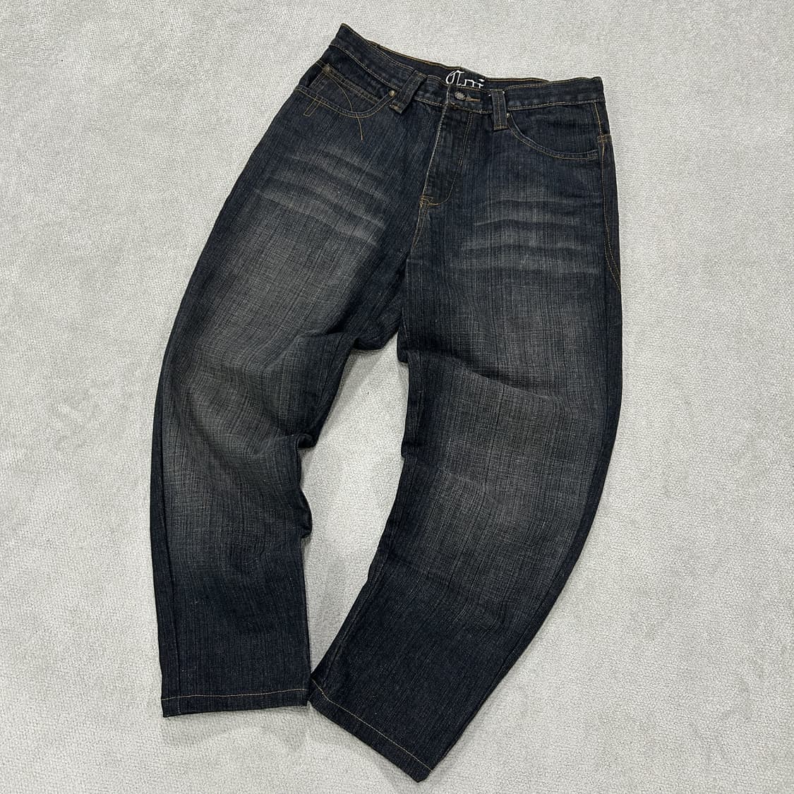 쿠 헤리티지 데님 블랙 스티치 진 32 상품이미지1