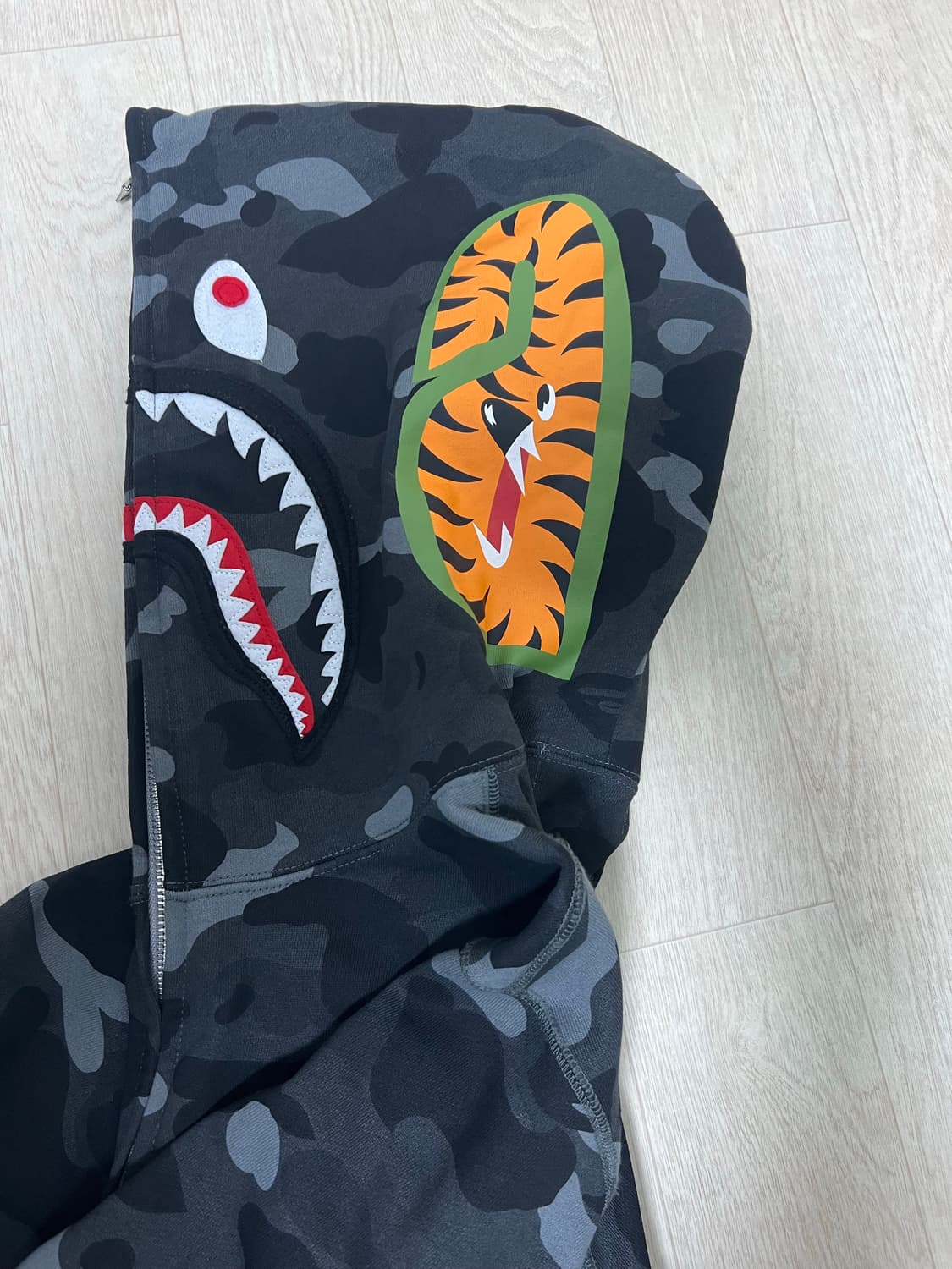 베이프 흑계 후드집업 / M 상품이미지3