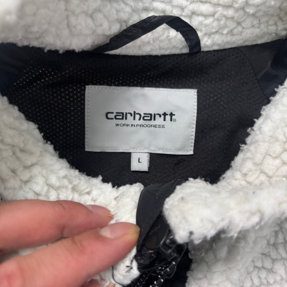 100 칼하트 포켓 양털 플리스자켓 상품이미지3