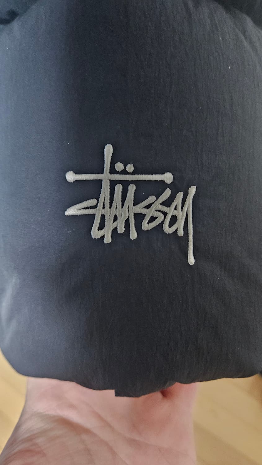 스투시 패딩 L[크림기준 65만원정도] 상품이미지2