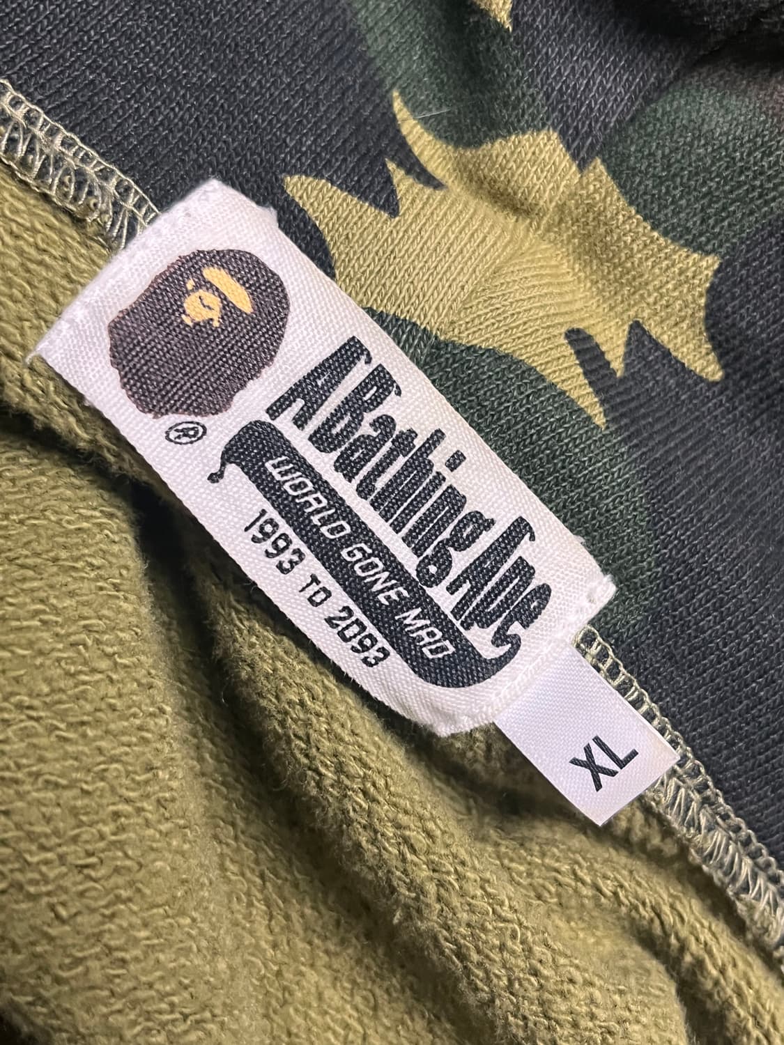 베이프 녹계 샤크 후드집업 상품이미지3