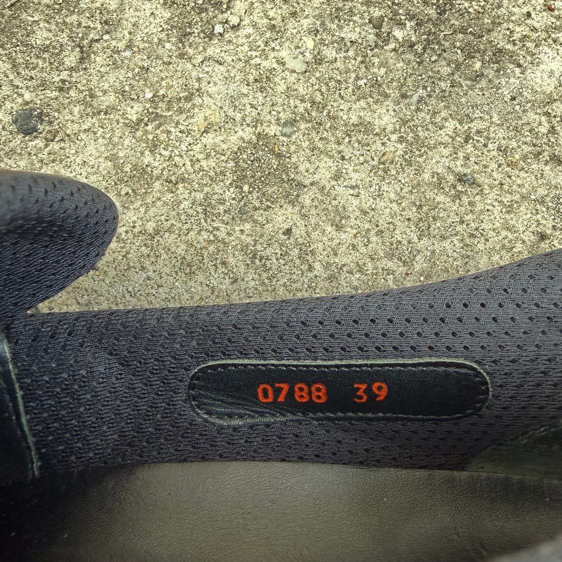 프라다 스포츠 버클 벨크로 스니커즈 상품이미지8