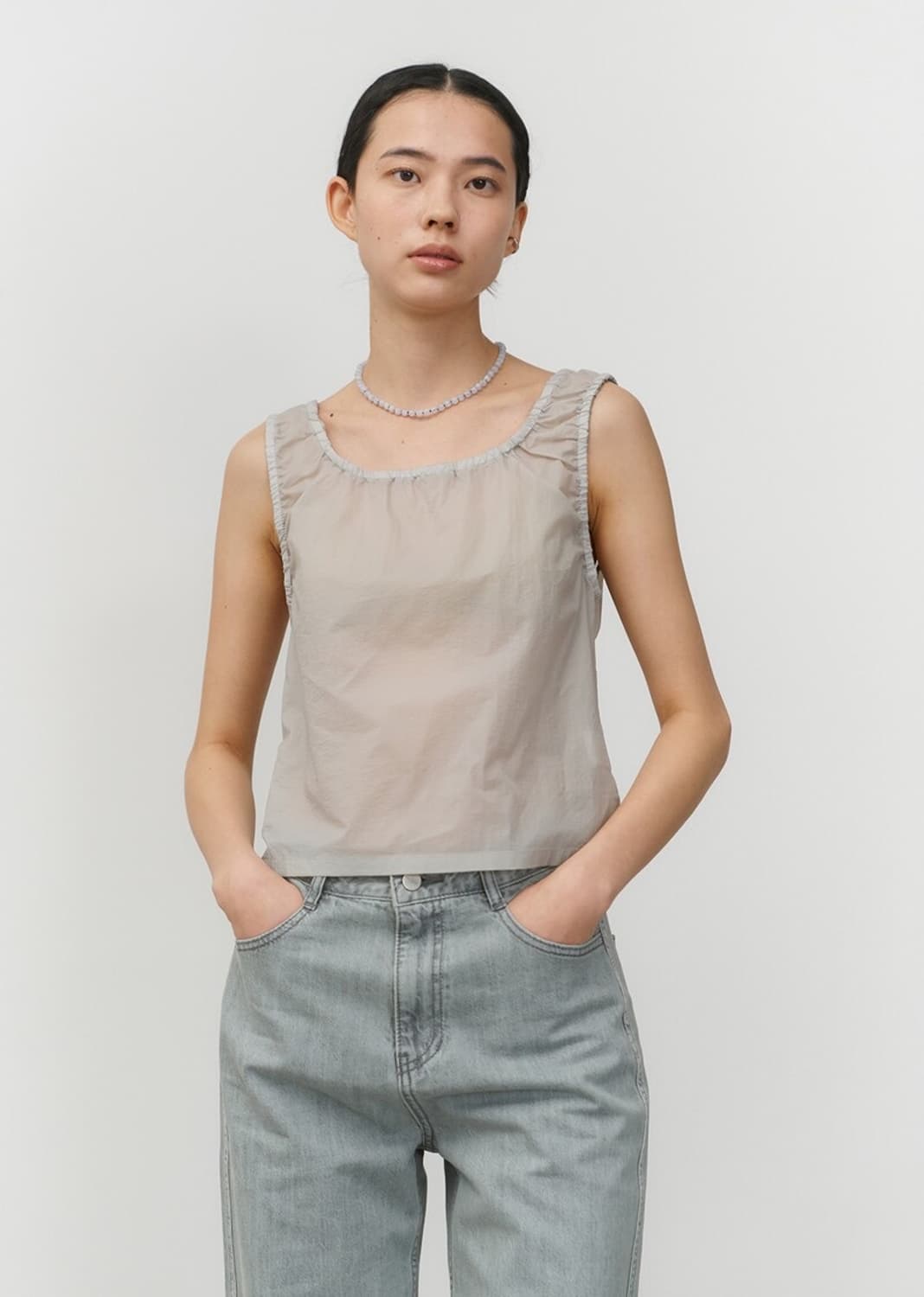 [아모멘토] STRING SQUARE NECK TOP / 슬리브리스 상품이미지1