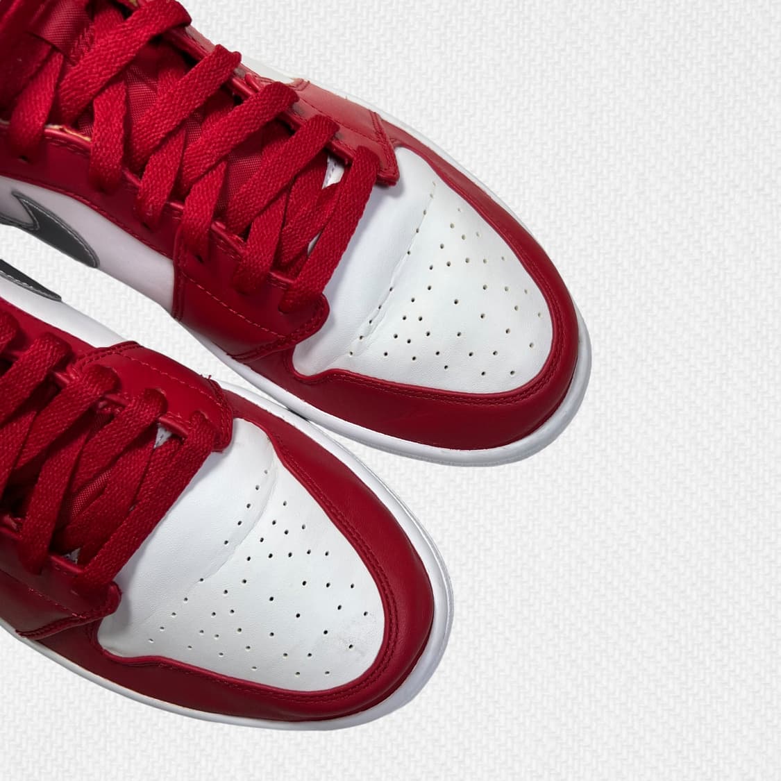 285 조던1 레트로 하이 실버 메달 상품이미지5