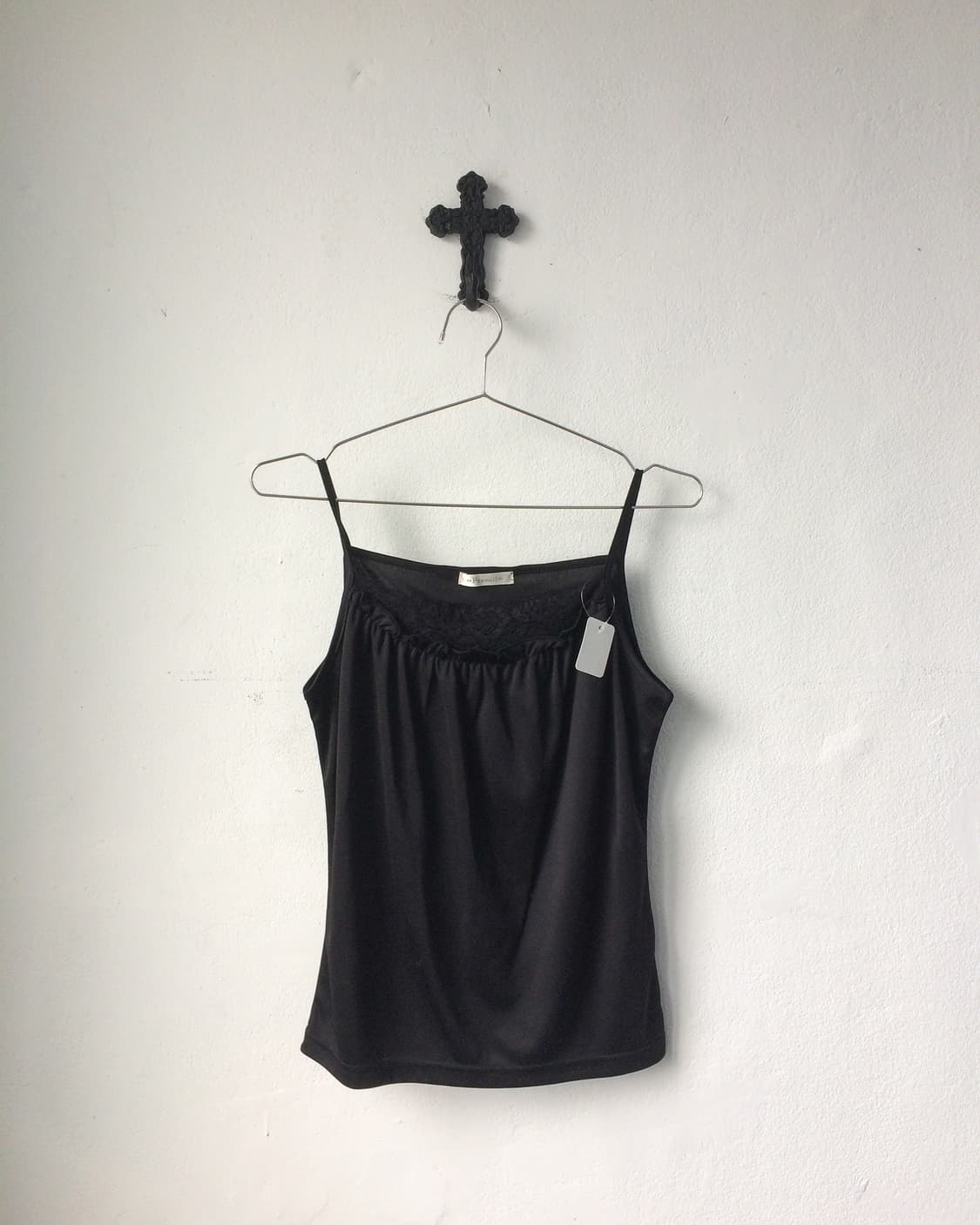 Lace point sleeveless 상품이미지1