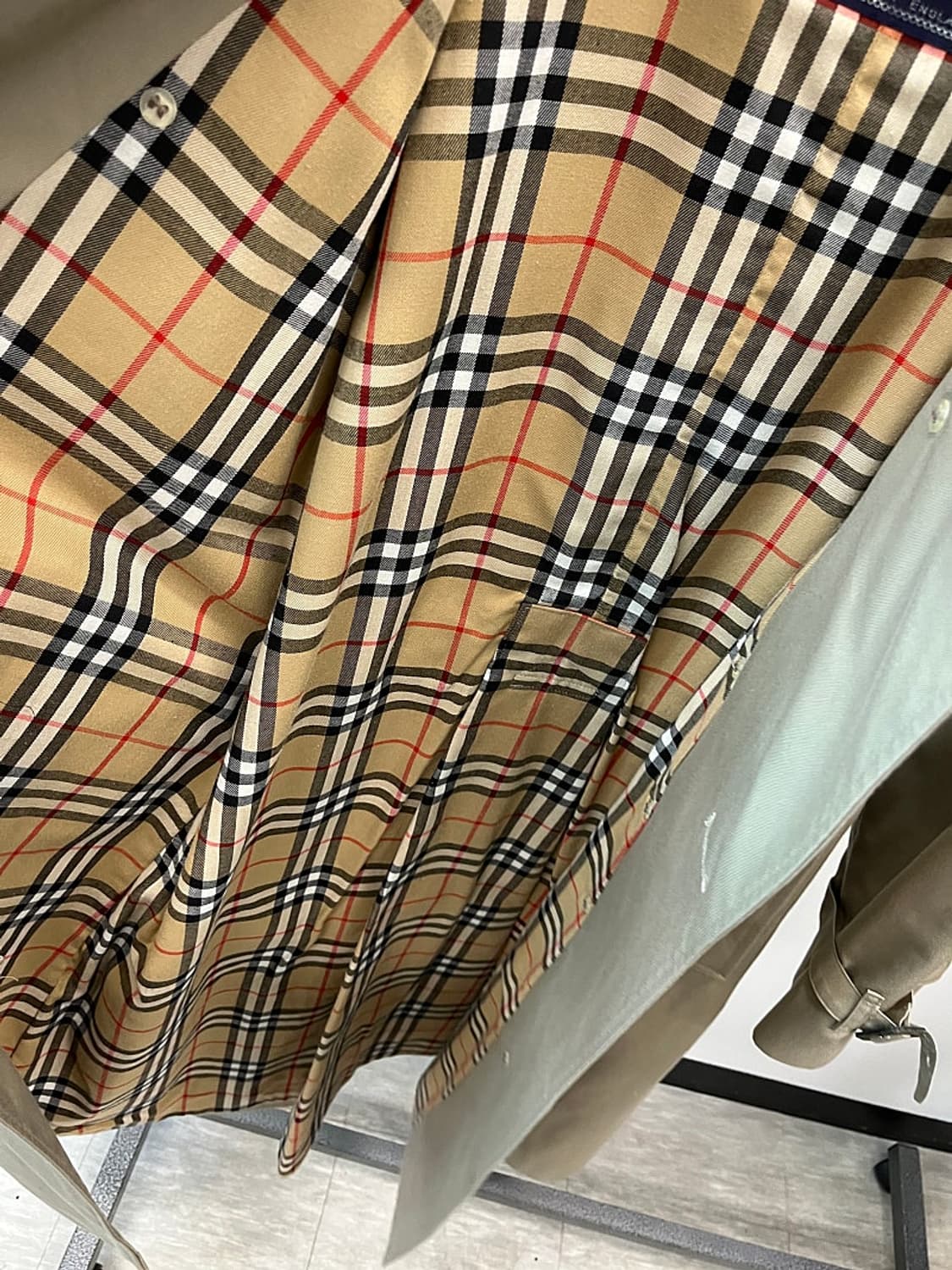 여) 버버리 개버딘 더블 트렌치코트 상품이미지9