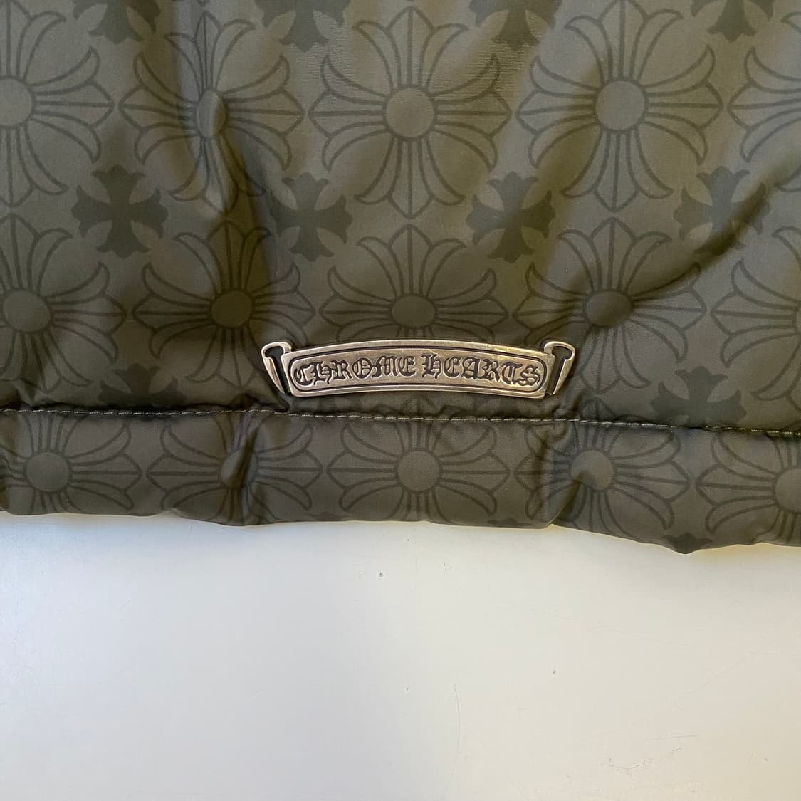 [L] 크롬하츠 STIFF V2 푸퍼 패딩 올리브 상품이미지6