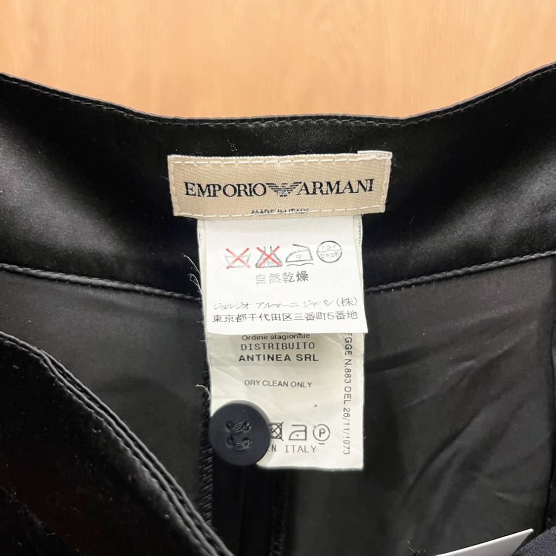 엠포리오 아르마니 슬랙스 와이드 팬츠 사이드 벨트 스트랩 디테일 블랙 상품이미지7