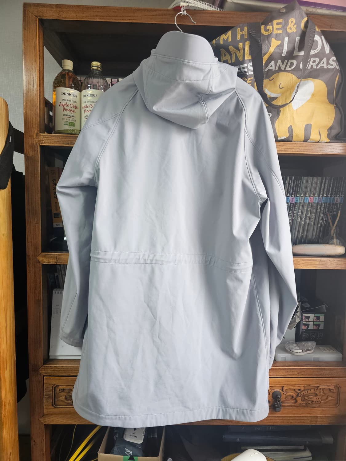 씨피 CP컴퍼니 쉘-R 후드 코트 라이트 그레이 자켓 팔아봅니다 상품이미지3