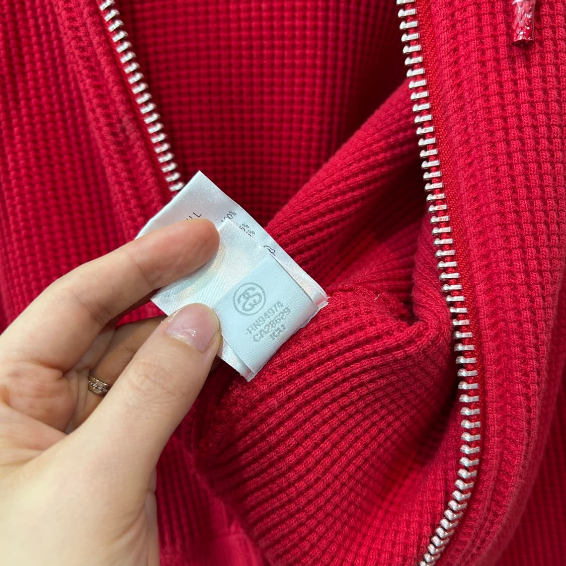 Stussy 레드 크롭 후드집업 상품이미지7