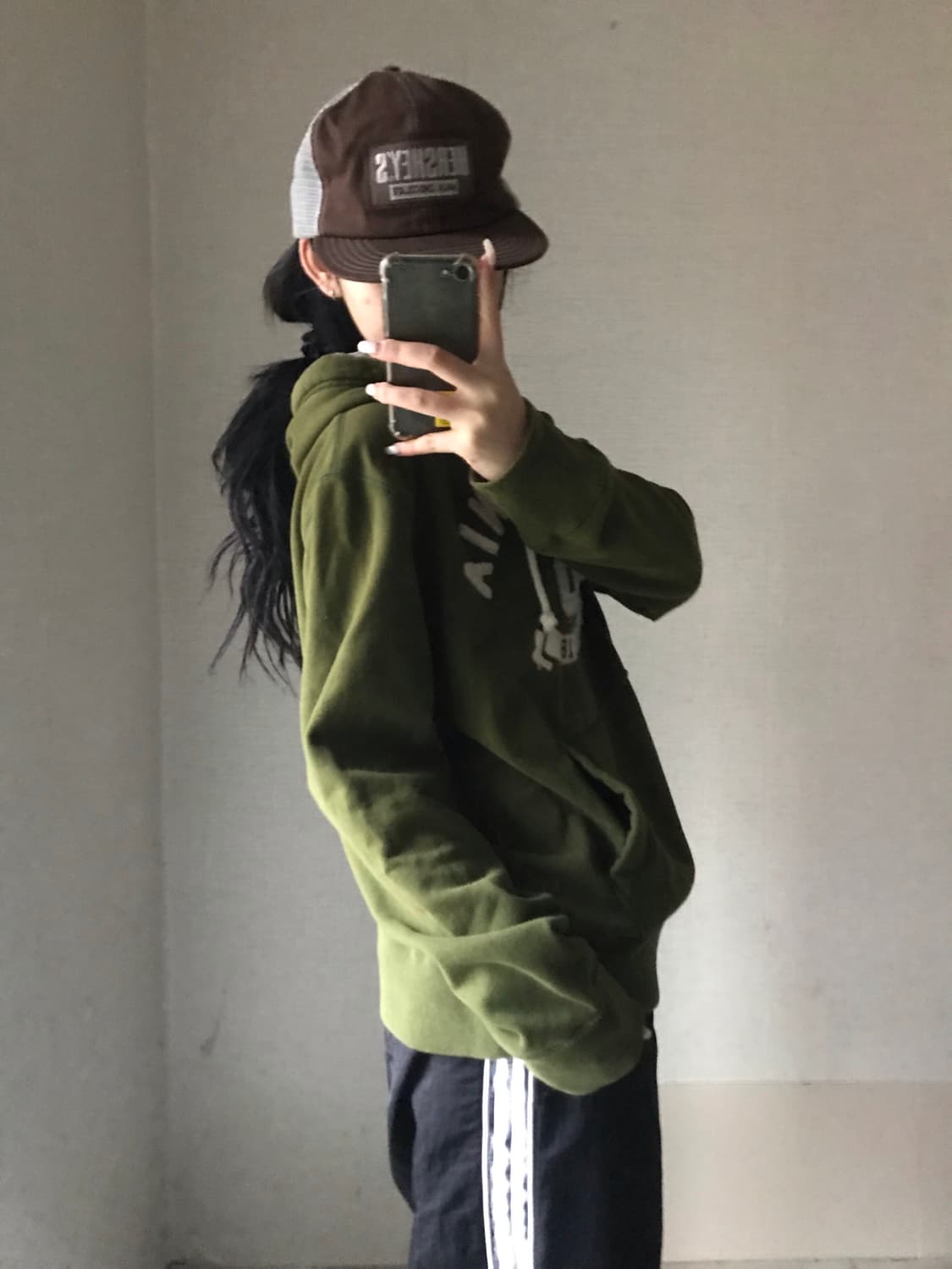 후아유 카키 후드티 상품이미지3