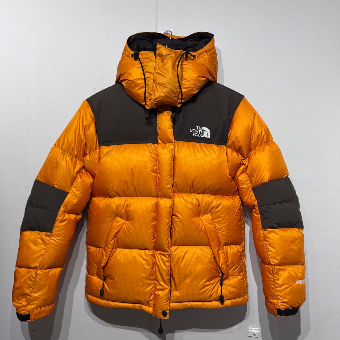 노스페이스 화이트라벨 구스패딩 80(s) 상품이미지1