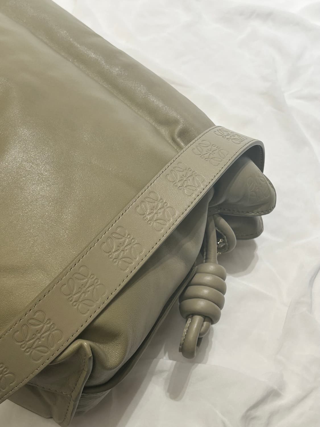 [정품,새상품,판매가300만원대] 로에베 LOEWE 플라멩코 숄더백 상품이미지6