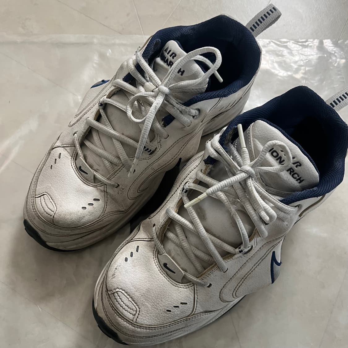 [280] 나이키 x 마틴로즈 에어모나크4 화이트 상품이미지2