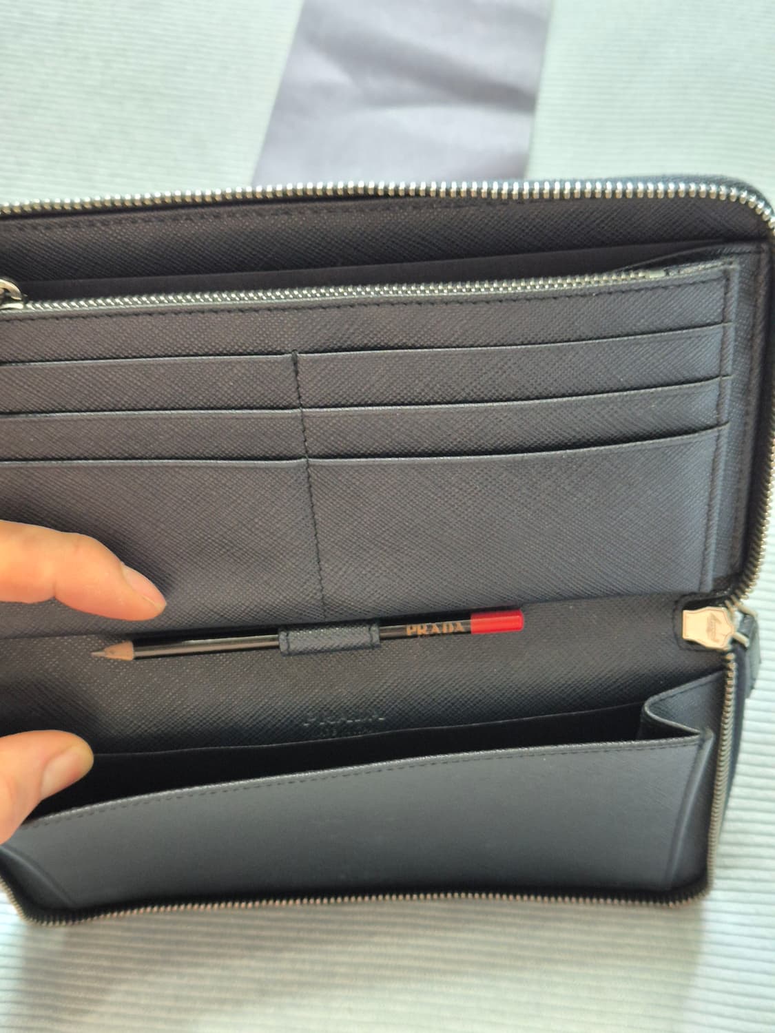 프라다 사피아노 메탈 장지갑 BALTICO 상품이미지5