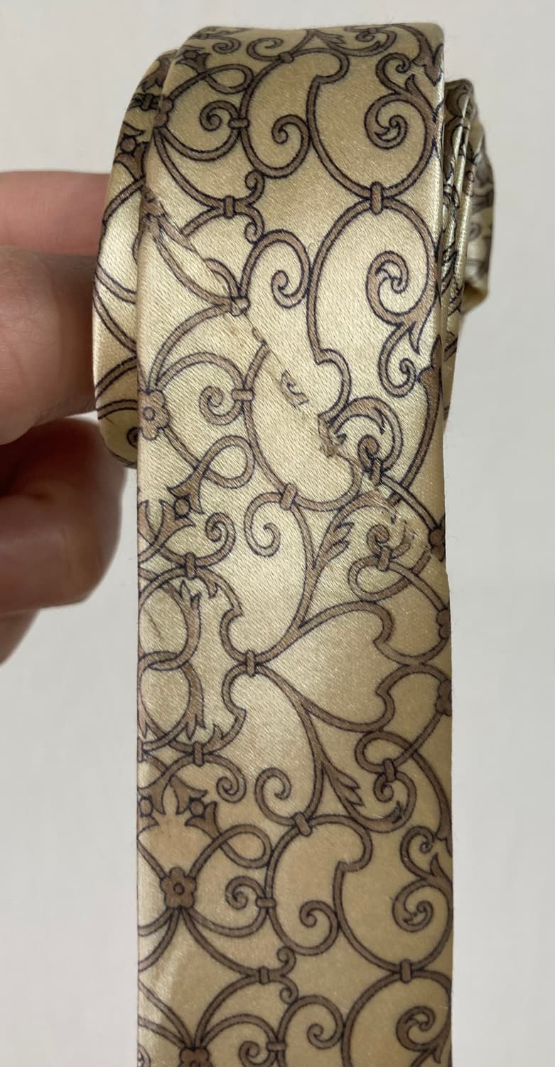 입생로랑 넥타이 상품이미지9