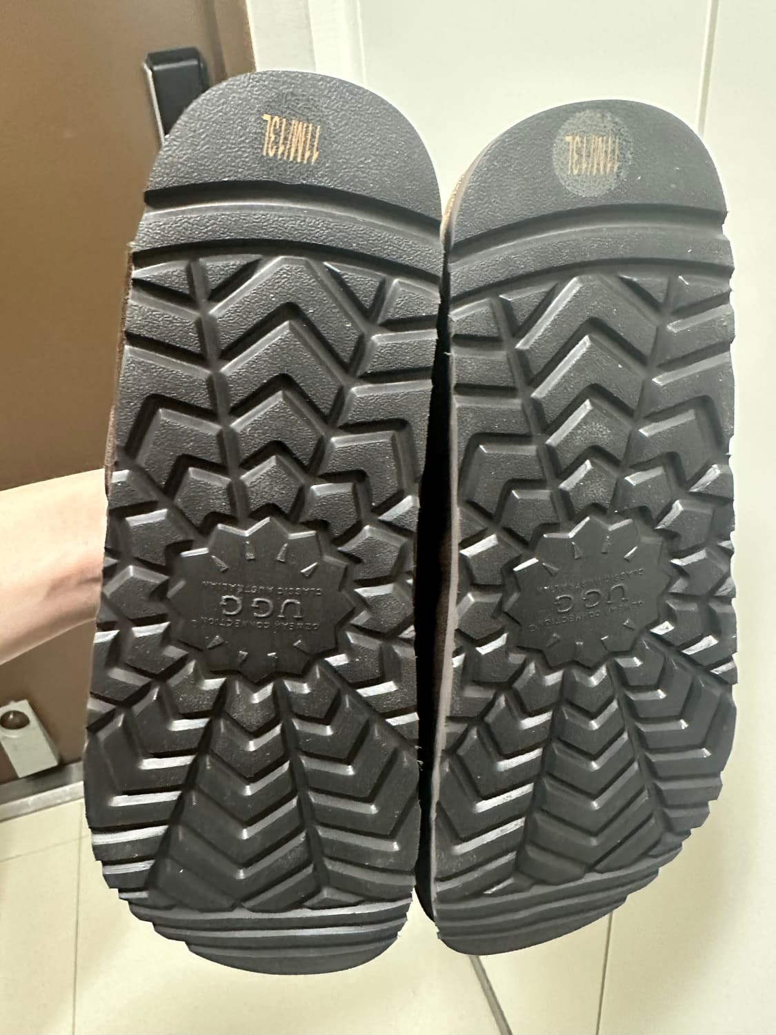 호주 어그 보스턴 초코 컬러 280-285 상품이미지2