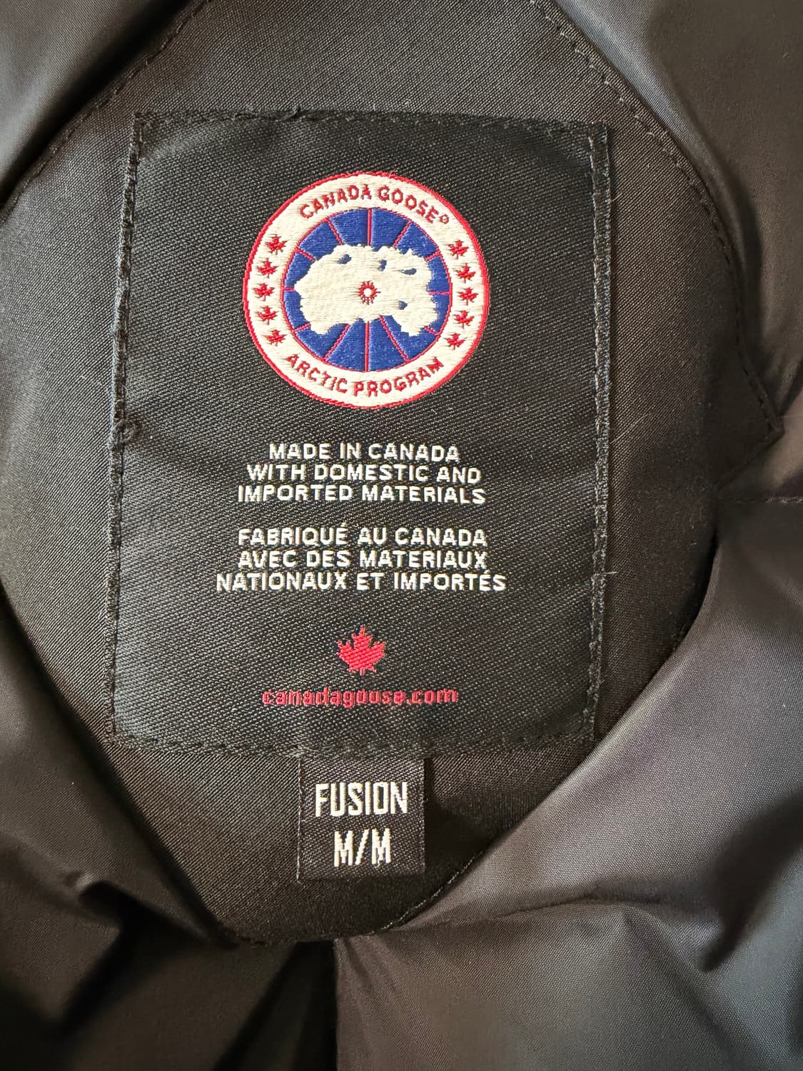 캐나다구스 시타델 블랙 퓨전 M사이즈 판매합니다. 상품이미지7
