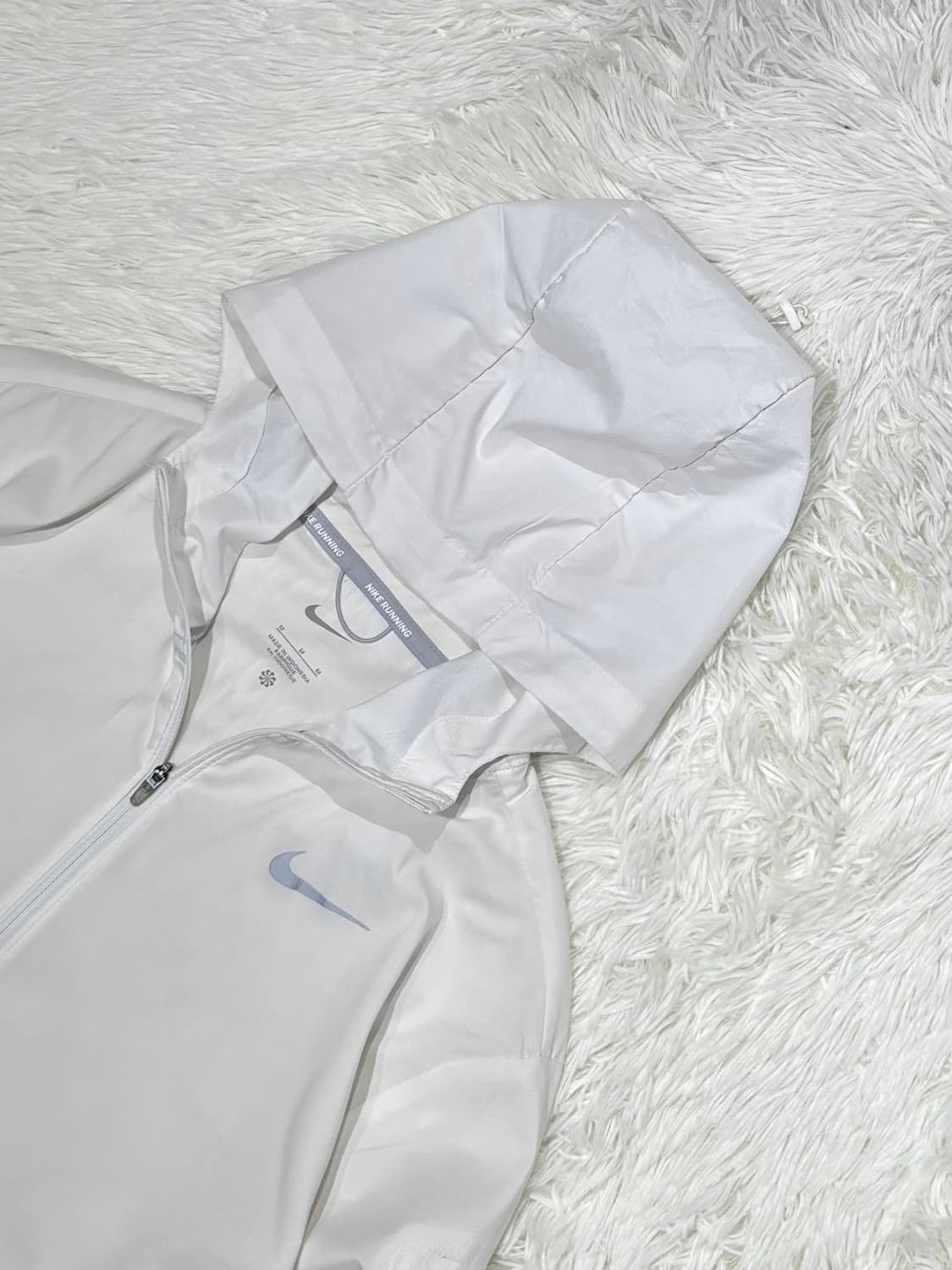 나이키 러닝 후드 바람막이 상품이미지4