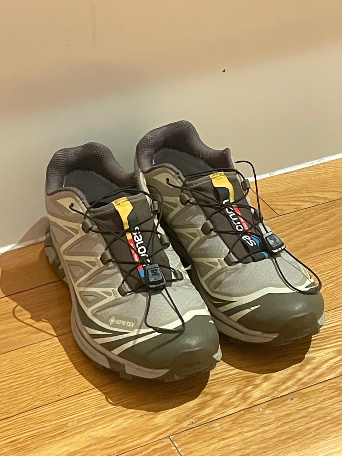 살로몬 xt-6 빈티지 카키 판매합니다. 상품이미지1