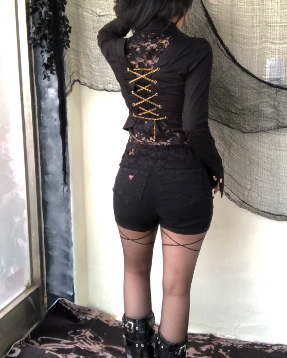 d.i.a. lace gold black shirt 상품이미지1