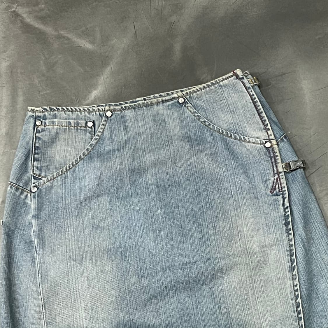  리바이스 엔지니어드진 데님 스커트 y15693 상품이미지3