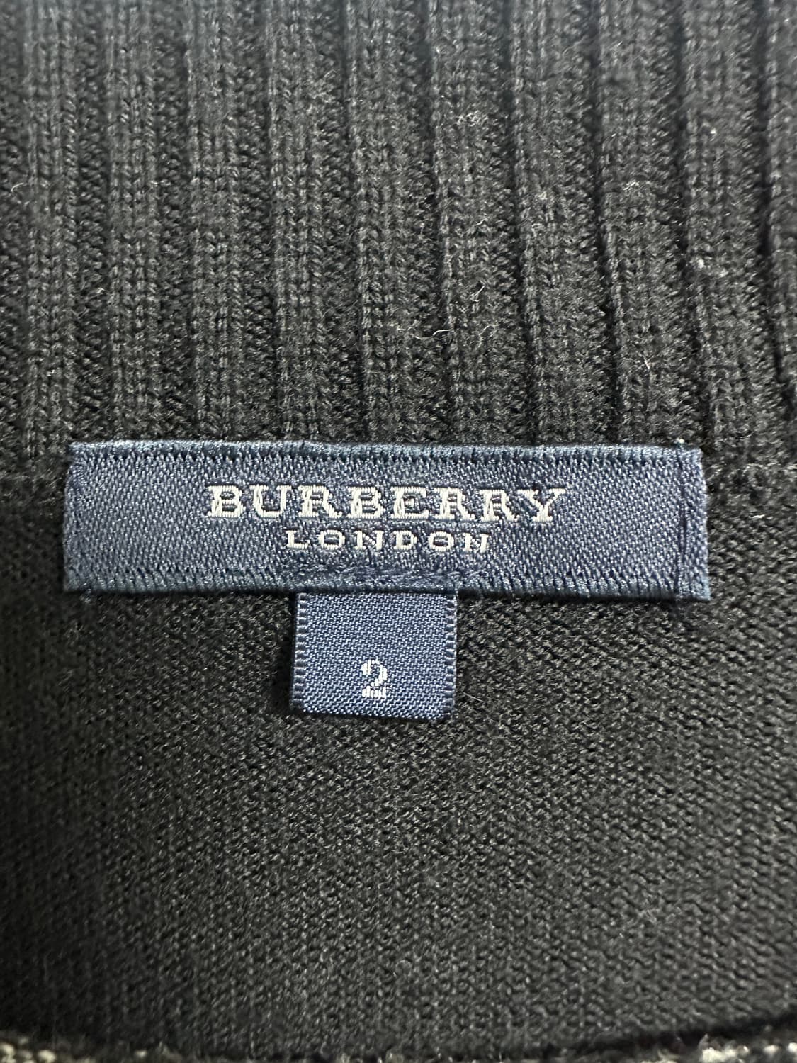 버버리 아가일 니트 상품이미지3