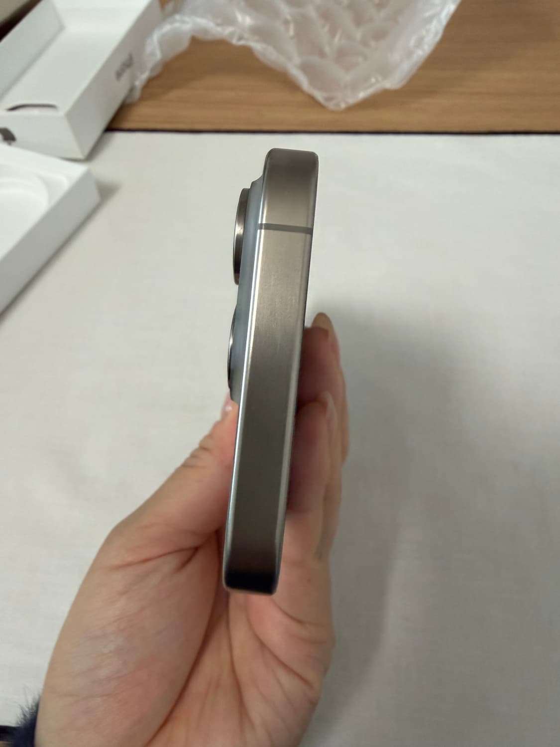 아이폰15pro 내츄럴티타늄 256g (전체 기스없음/배터리87%) 상품이미지3