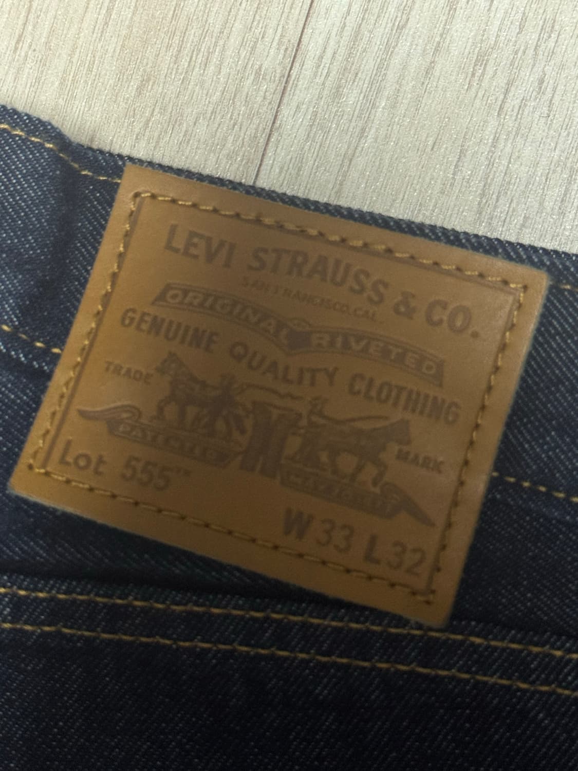 리바이스 555 33/32사이즈 판매합니다. 상품이미지2