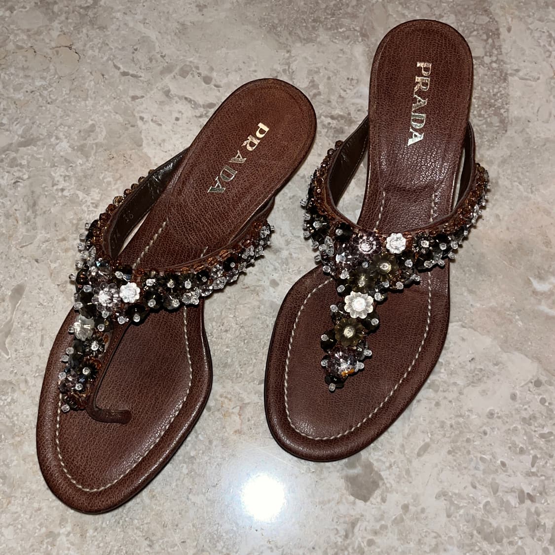 새상품 희귀) 프라다 쥬얼 샌들 상품이미지2