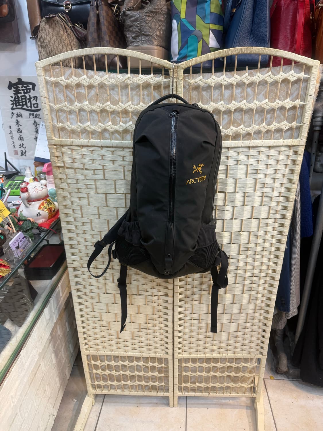 정품 아크테릭스 아로22 배낭 팝니다 상품이미지1