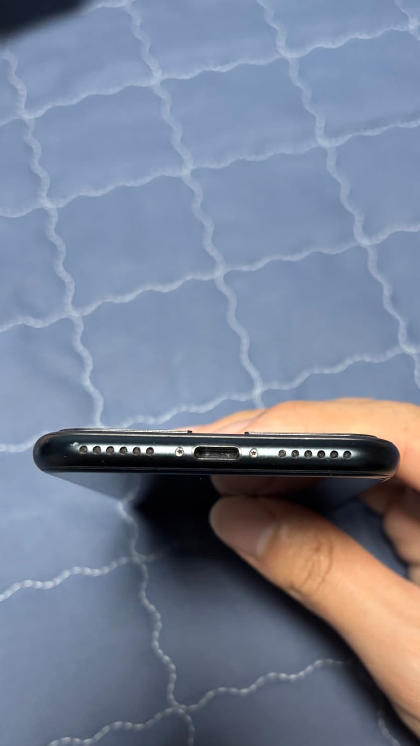 아이폰 SE3 128gb 상품이미지5