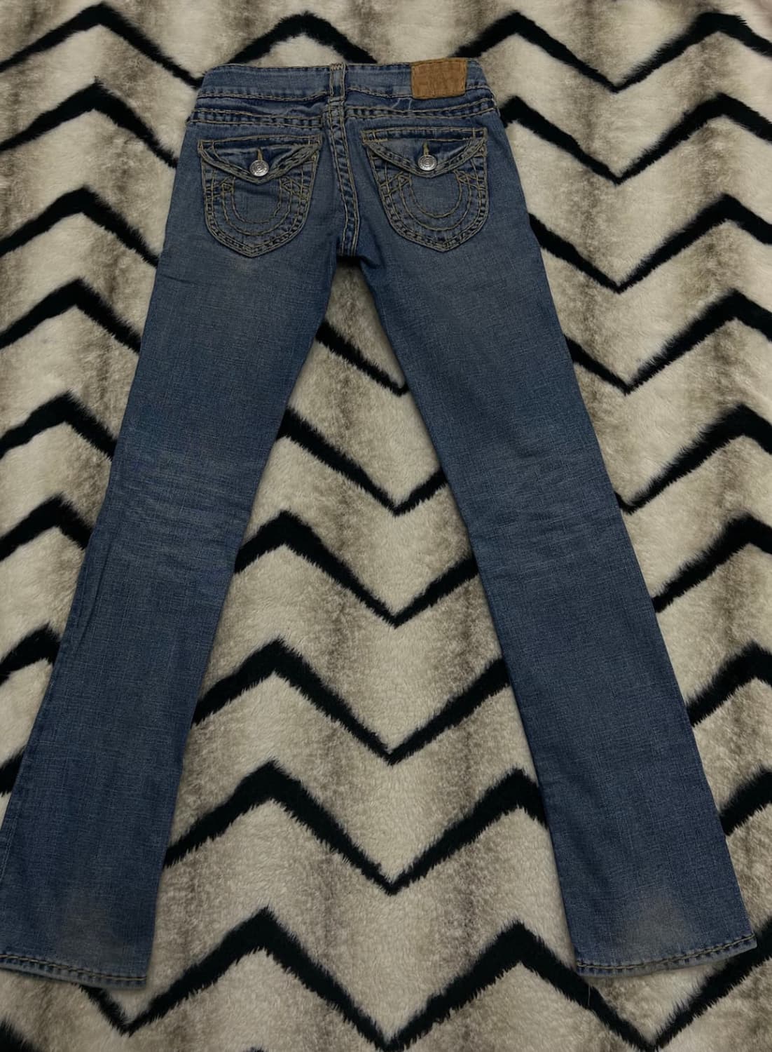 트루릴리전 로우라이즈 스트레이트 팬츠 상품이미지2