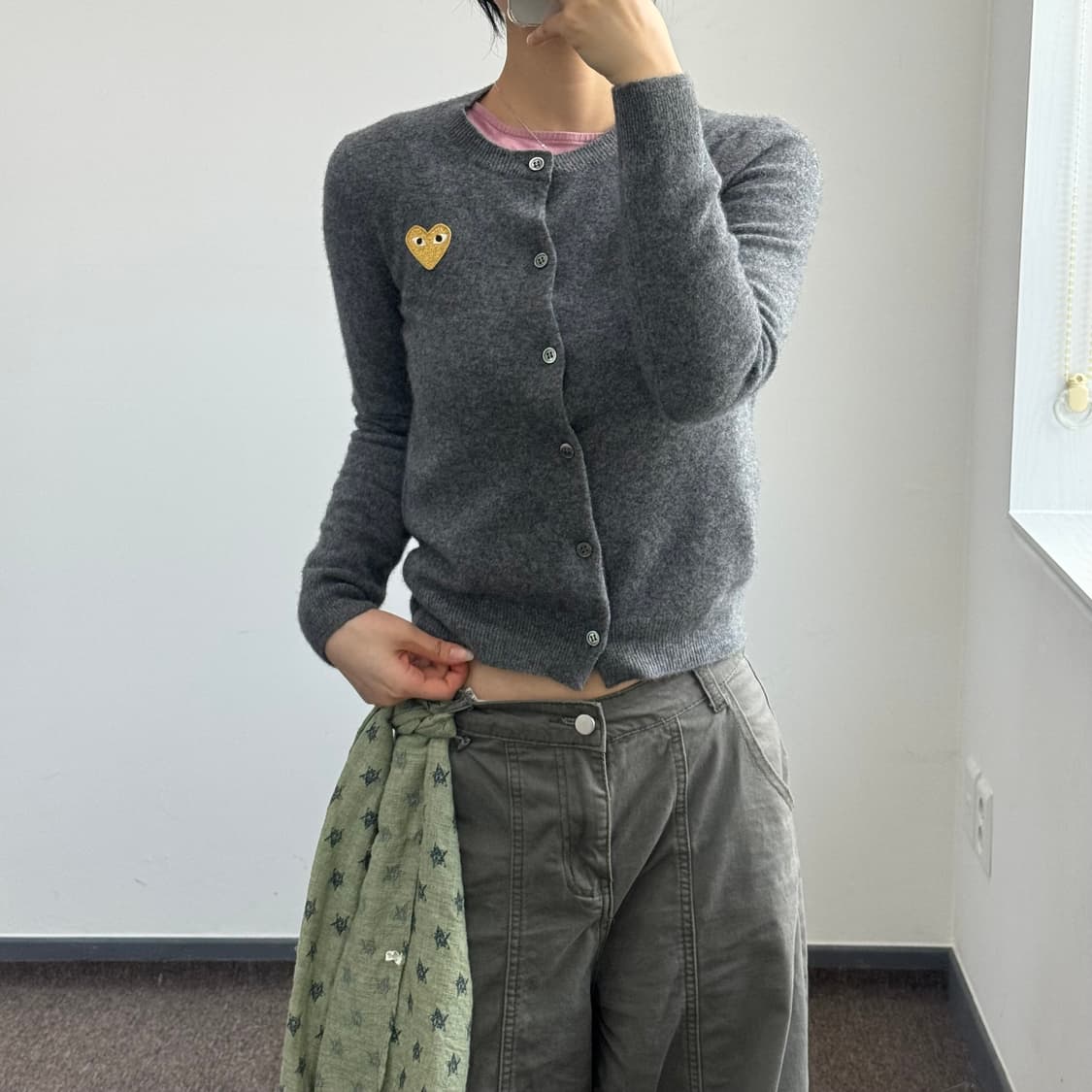 Comme des garcons 꼼데가르송 골드 로고 그레이 가디건 상품이미지1