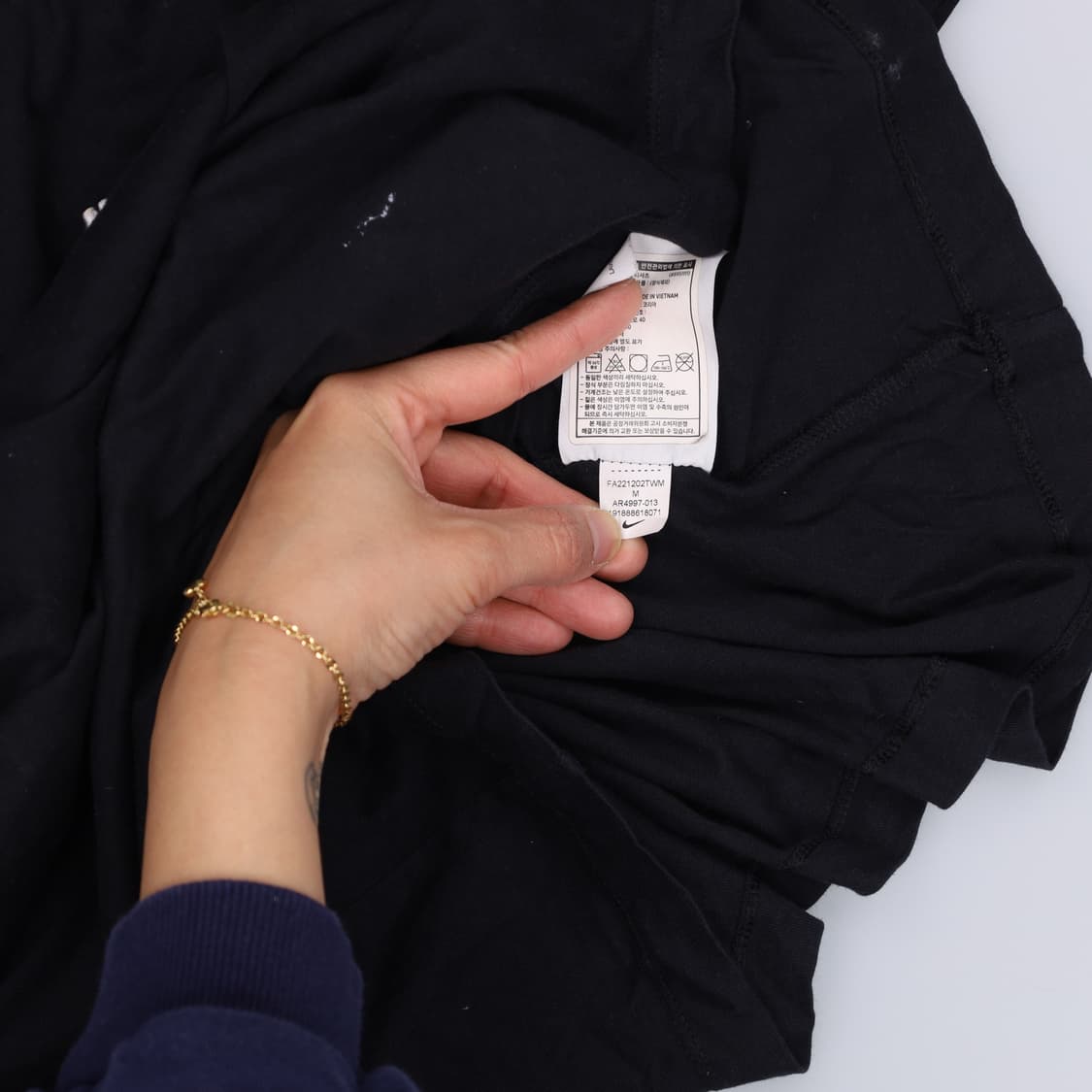 M 나이키 스몰로고 반팔티 0325H1 상품이미지6