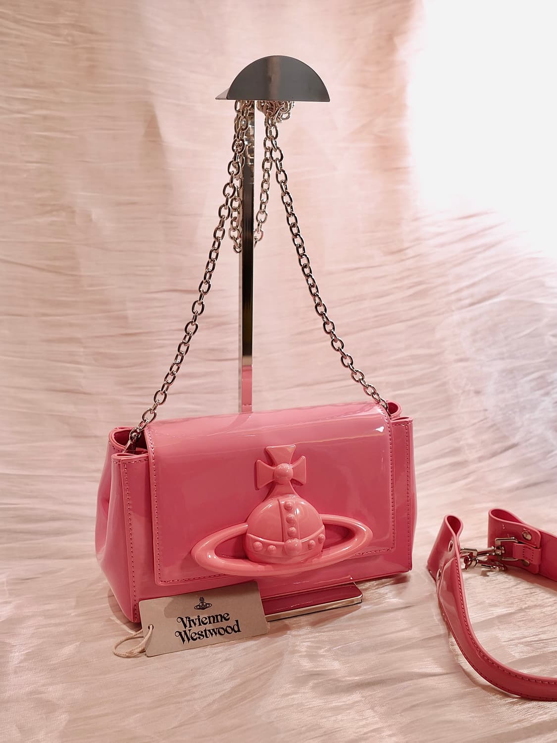 비비안웨스트우드 핑크 헤이즐 미디움 숄더백 상품이미지3