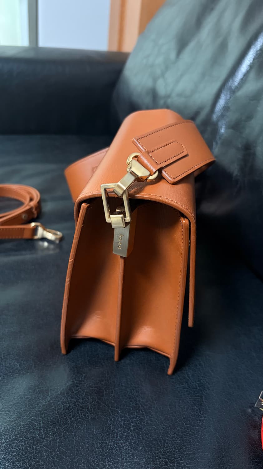 hoze 호제 카멜 숄더백 (크로스백 끈 포함) 상품이미지2