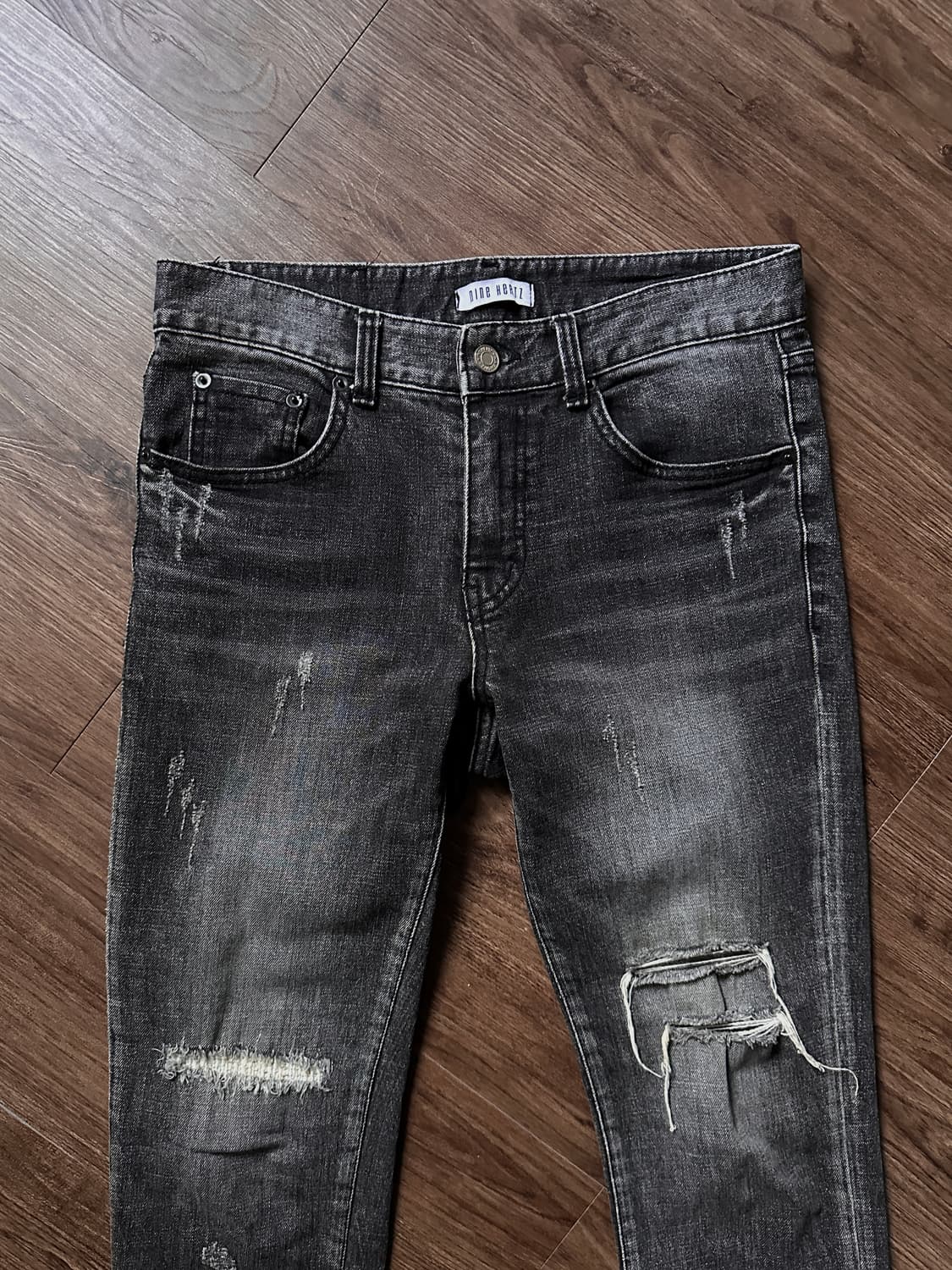 Nine Hertz 디스트레스 & 리프드 진 상품이미지8