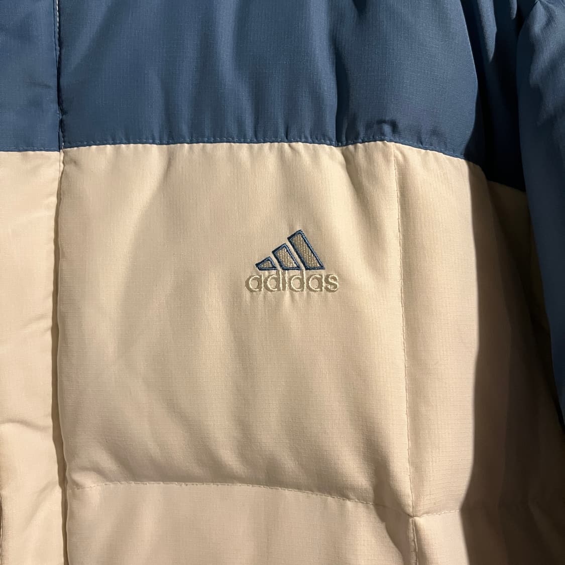 아디다스 배색 패딩 점퍼 상품이미지6