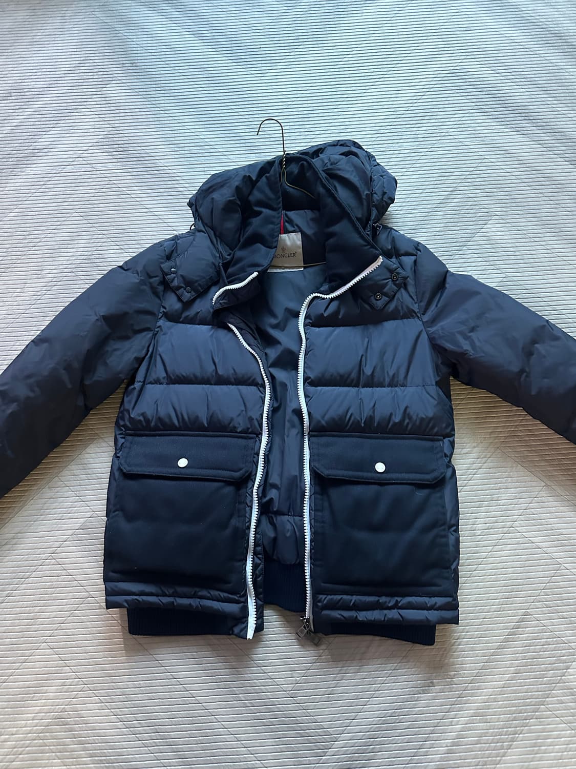 몽클레어패딩 상품이미지1