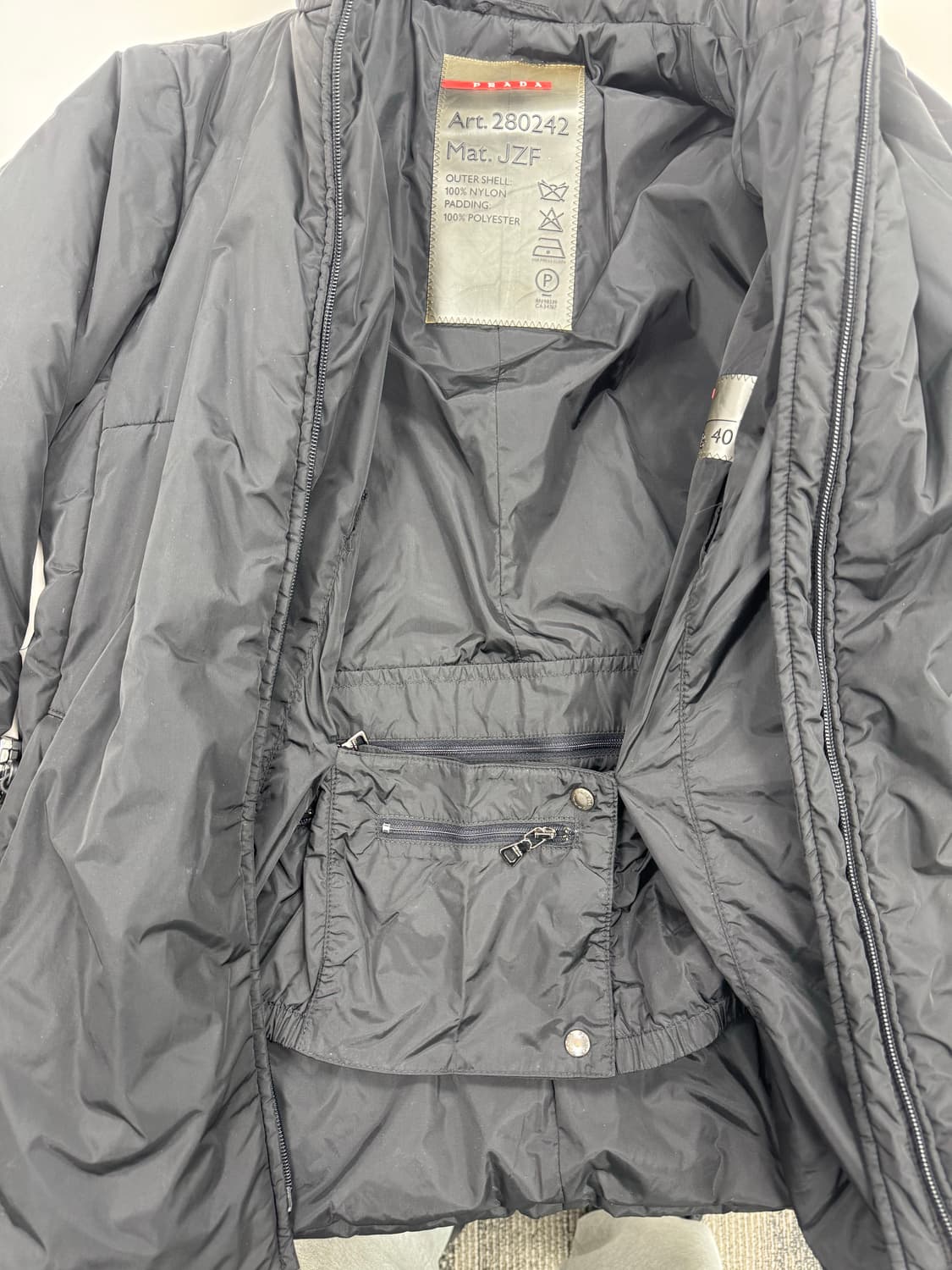 프라다스포츠 패디드 자켓 상품이미지5