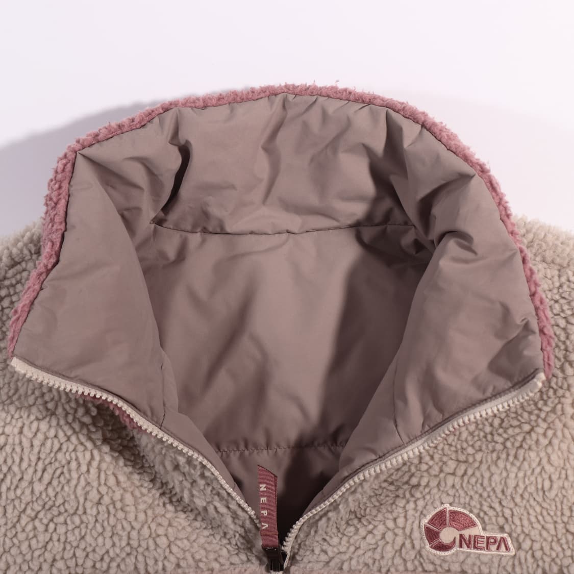 네파 리버시블 패딩 B199 상품이미지7