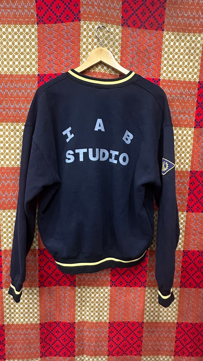 아이앱 스튜디오 x 아케인 필트오버 스웨트셔츠  m 상품이미지2