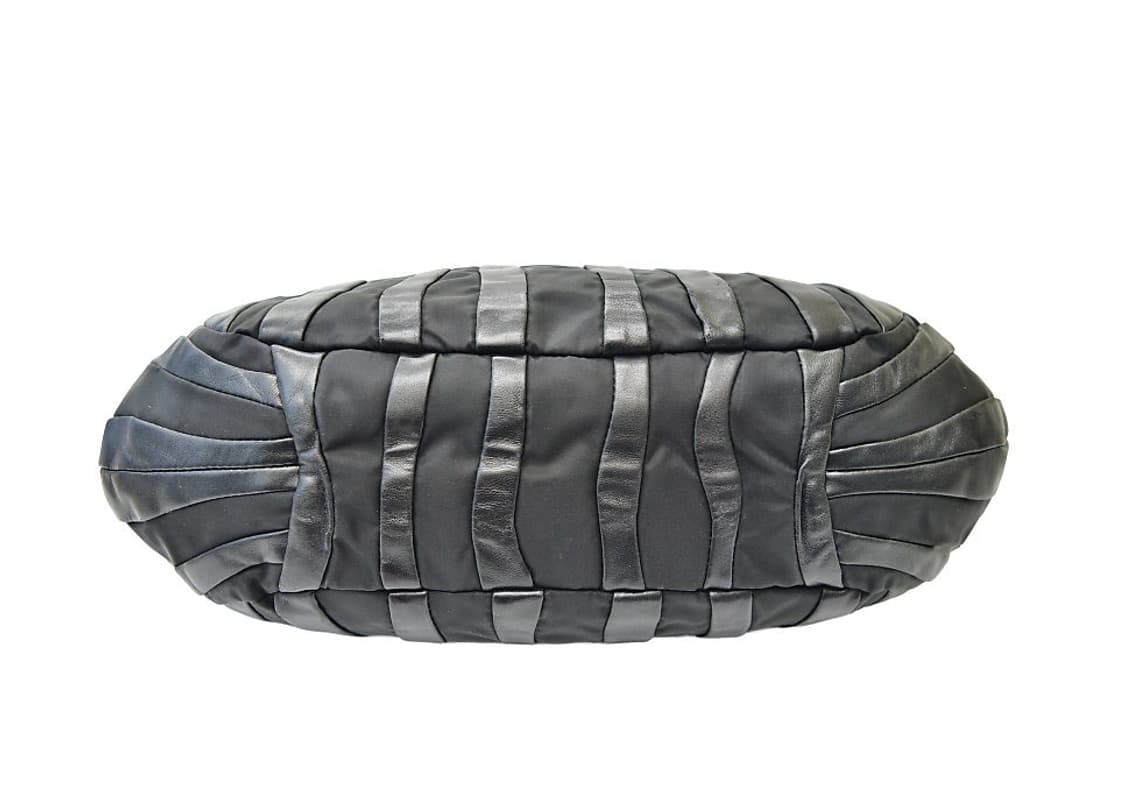 프라다 나일론 나파 레더 웨이브 호보백(정품) 상품이미지5